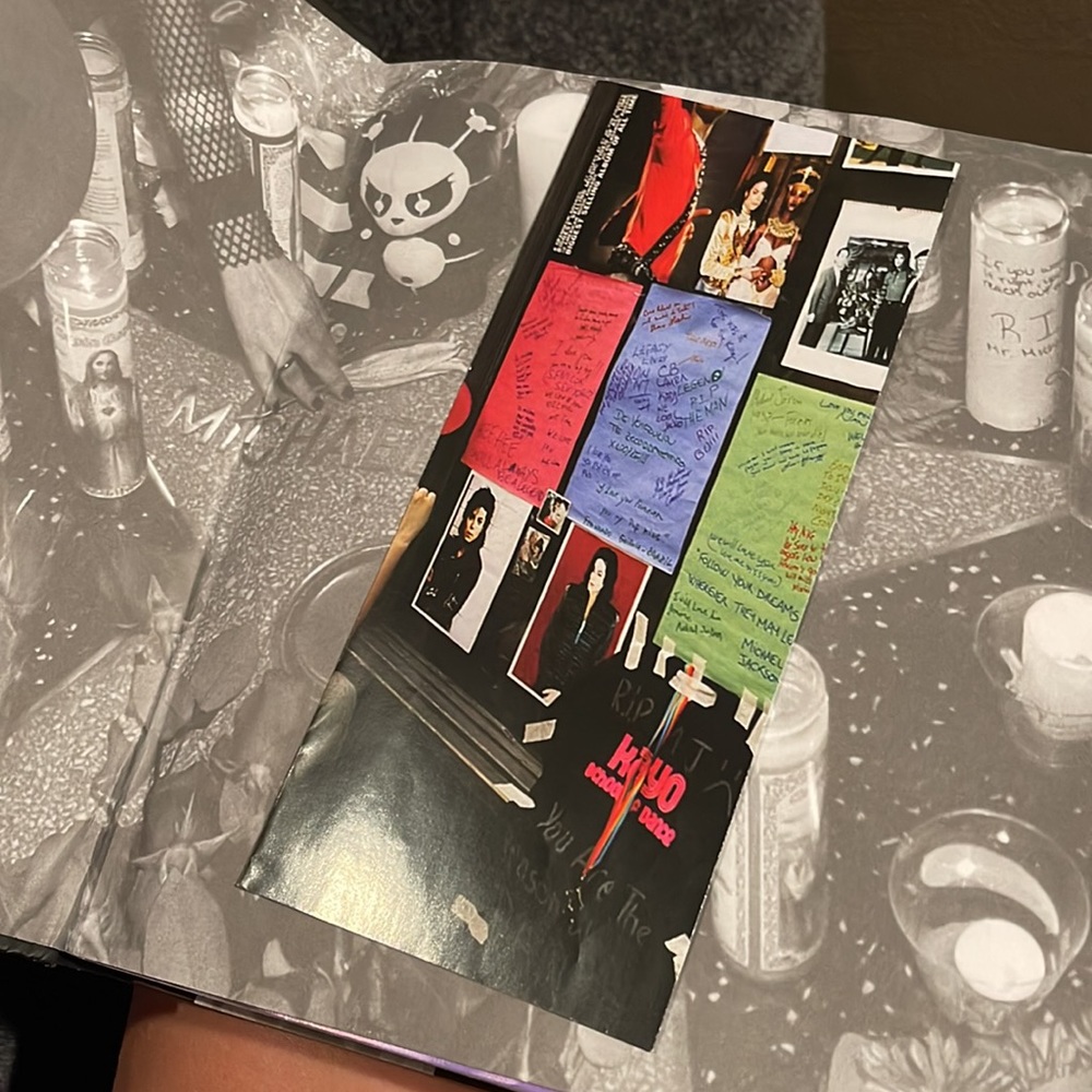 Michael Jackson A Tribute to the King of Pop 1958-2009 Platinum Edition In Box - Picture 5 of 8